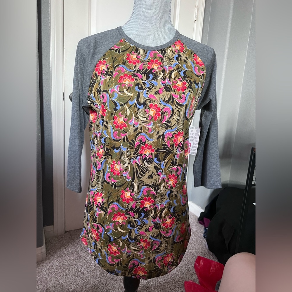 LuLaRoe Shirt